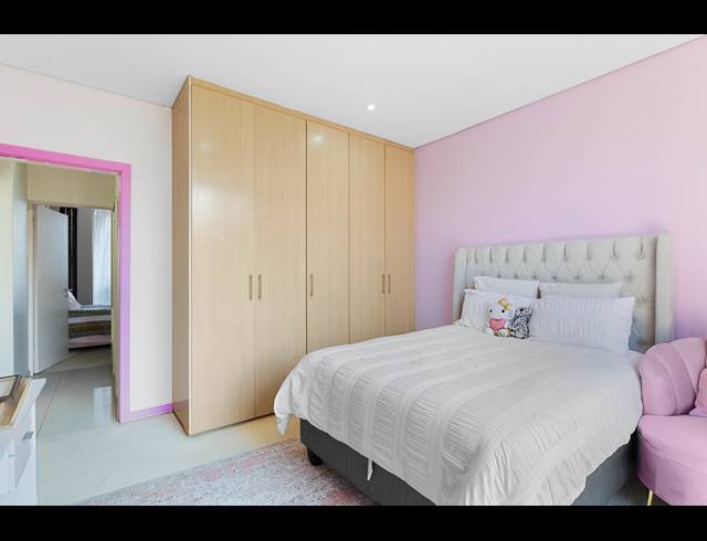 3 BEDROOM TOWNHOUSE FOR SALE IN BRYANSTON